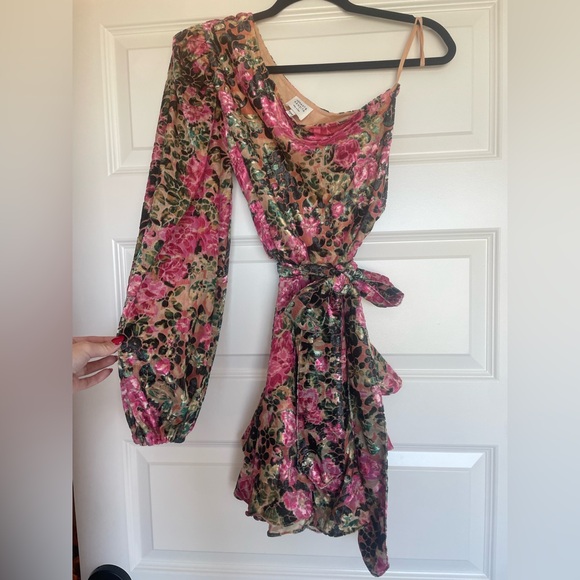 Hemant & Nandita Dress - Picture 4 of 6